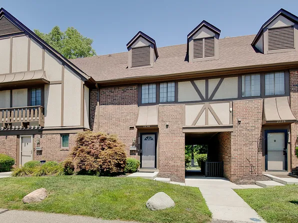2230 Rome Dr, Indianapolis, IN 46228