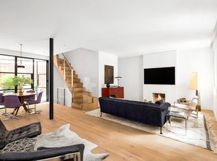 130 Charles St, New York, NY 10014
