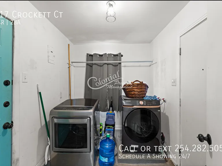 917 Crockett Ct — Photo 23