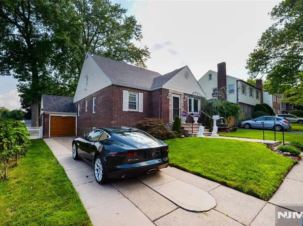 56 Dohrman Avenue, Teaneck, NJ 07666