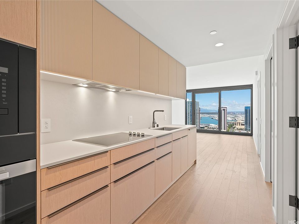 1st image of 333 Ward Ave #3305