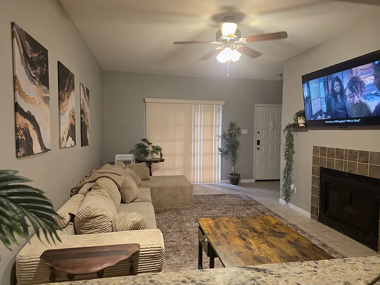 2121 El Paseo St #1407 — Photo 4