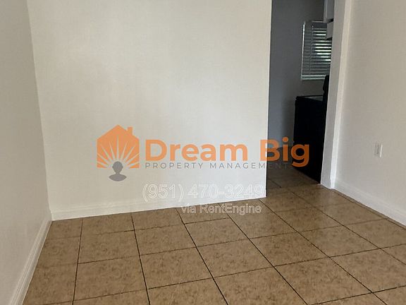 2nd image of 14653 Washington Dr