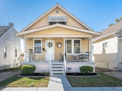 4662 Tesson St, Saint Louis, MO, 63116