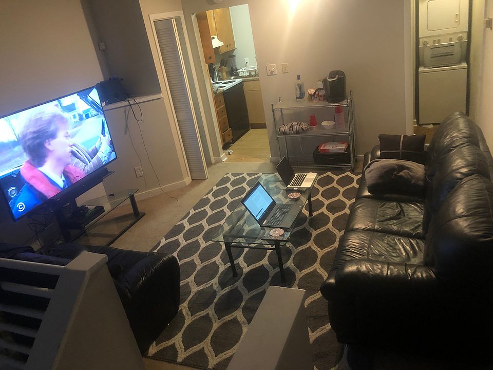 1st image of 815 W Pensacola St APT 6