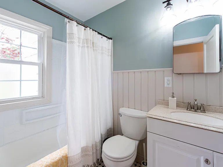 1229 Rammers Ave — Photo 20