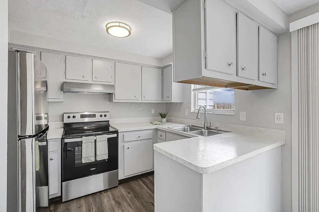 2 bed, 1.0 bath, 952 sqft, $1,400 — Photo 4