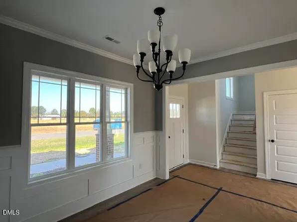 110 Bernie Dr, Selma, NC 27576