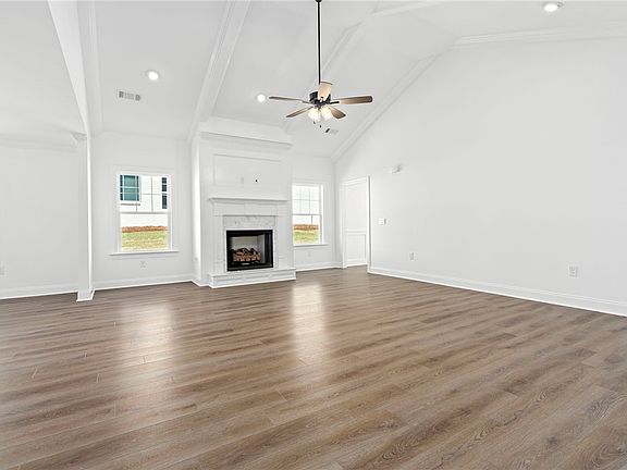 4th image of 2046 Shadow Bend Ln