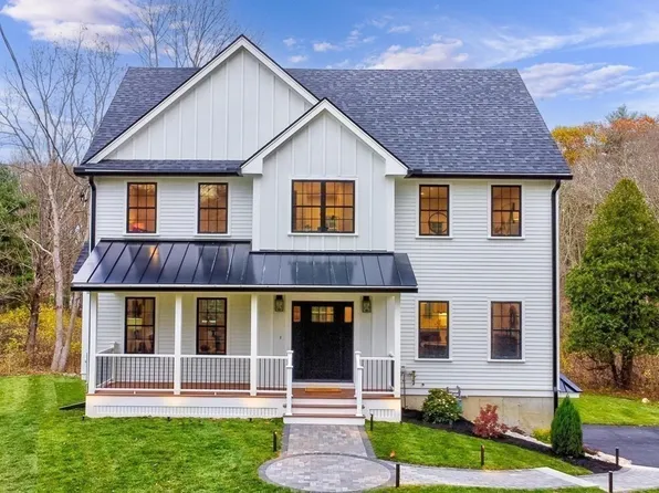 189 Haverhill St, North Reading, MA 01864