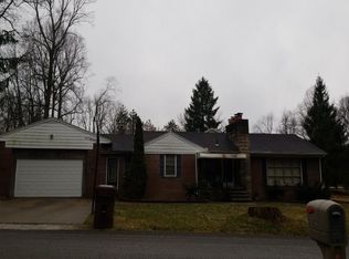 5725 Farview Dr, Clinton, OH 44216