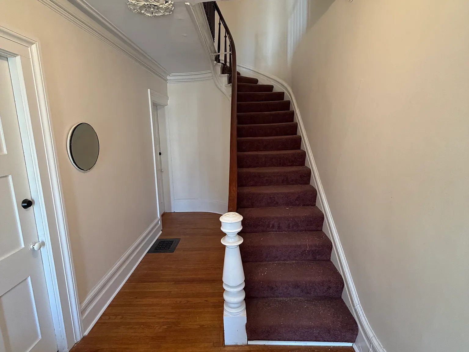 3 bed, 1500 sqft, $1,795 — Photo 2