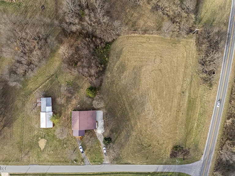 58 Riverside Ln — Photo 44