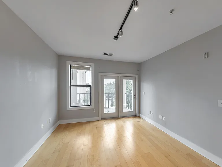 799 Hammond Dr #1-219 — Photo 8
