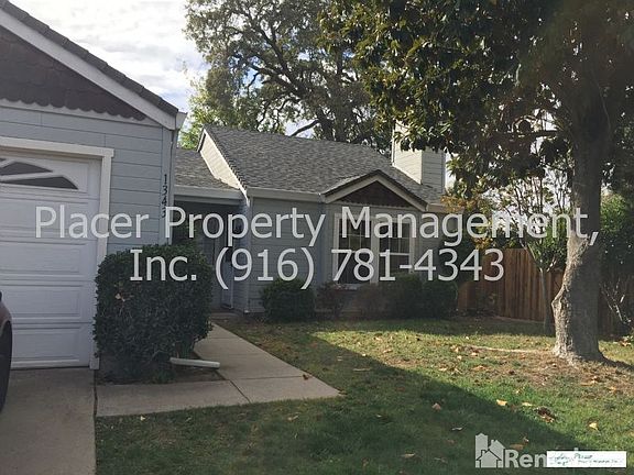 3rd image of 1343 Providence Way