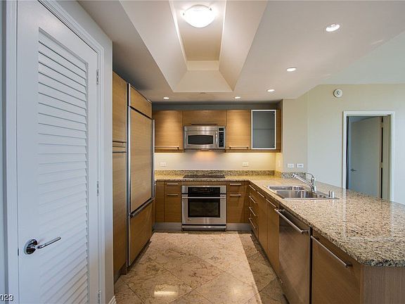 4th image of 322 Karen Ave Unit 2102