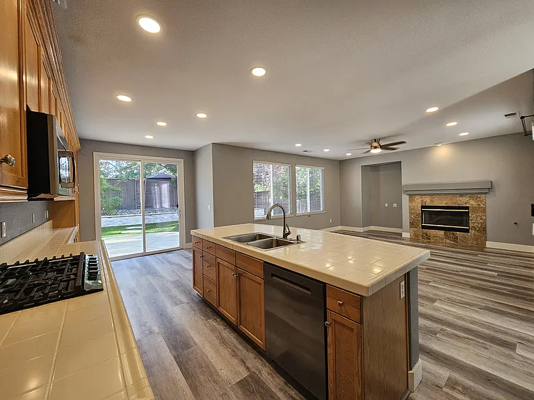 4248 Rimini Way — Photo 16