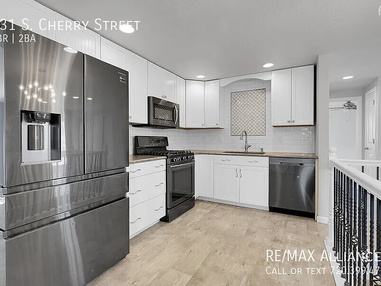 231 S Cherry St — Photo 8