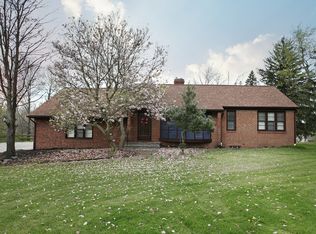 6182 Richmond Rd, Bedford, OH 44146