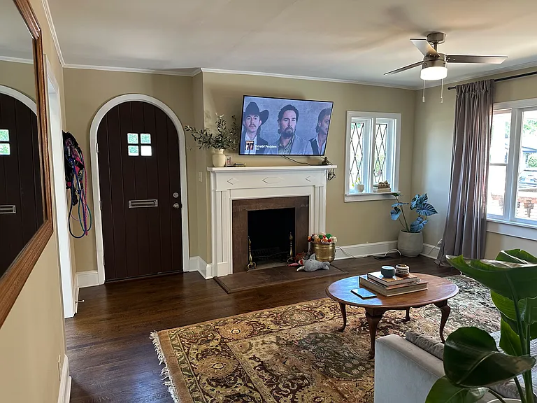 Club Rd — Photo 3