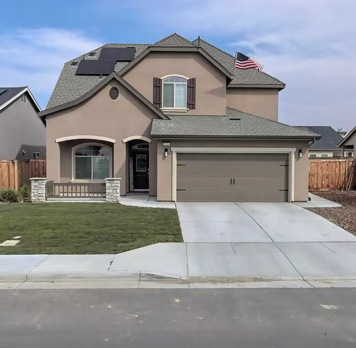 9210 Woodbrook Dr — Photo 1