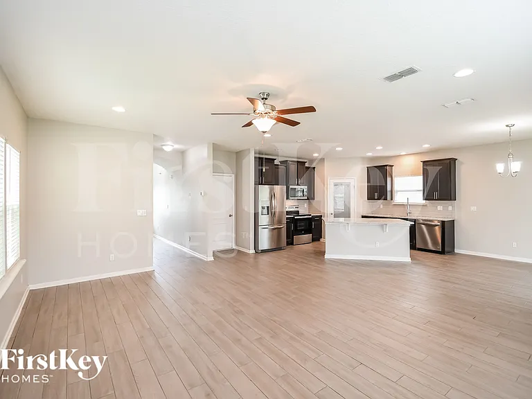 8169 Dancing Fox St — Photo 2