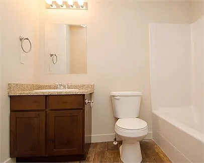 238 N 750 E — Photo 15