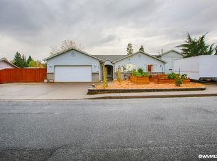 250 NE Brentwood Ave, Dallas, OR 97338