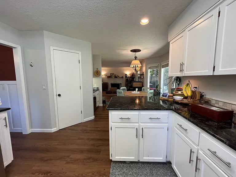 6185 NW 208th Ave — Photo 13