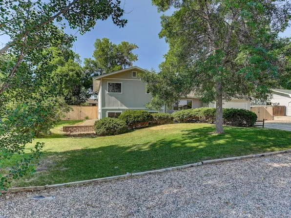 321 Diamond Dr, Fort Collins, CO 80525