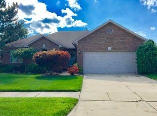 53407 Springhill Meadows Dr, Macomb, MI 48042