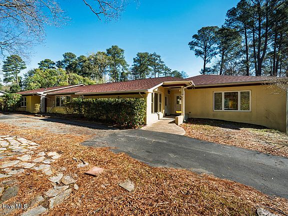 4th image of 73 Kimberly Drive
