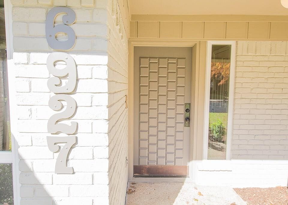 1st image of 6927 Clearhaven Dr