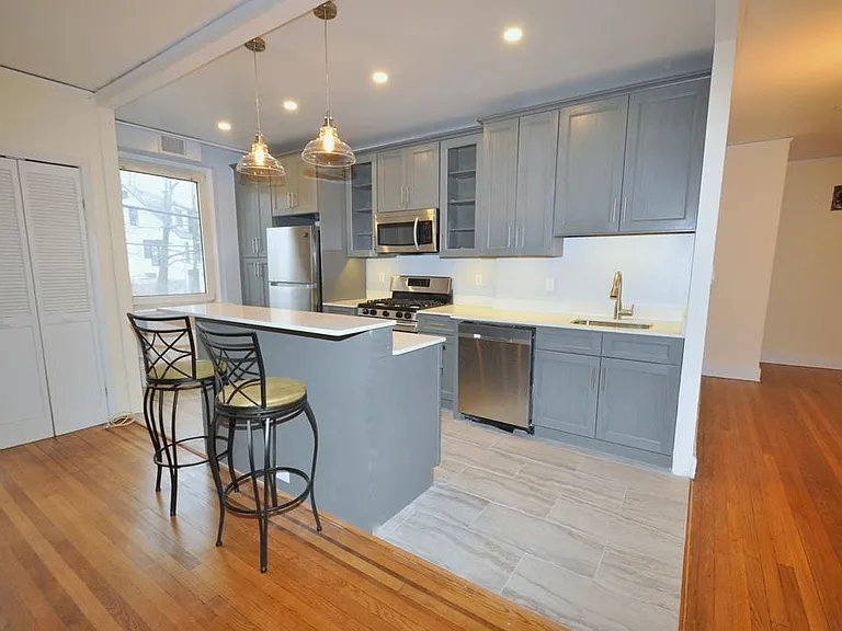 69 Harney Rd #3A — Photo 6