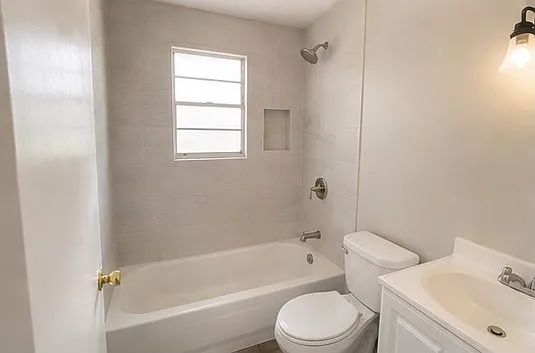 2921 Hood St #2 — Photo 6