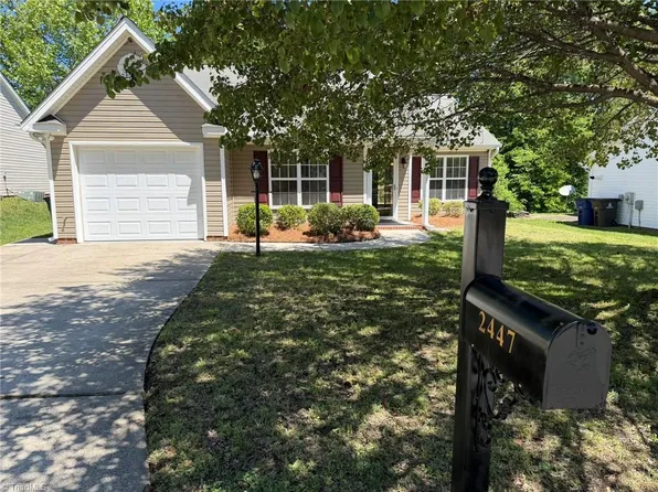 2447 Mid Salem Dr, Winston Salem, NC 27103
