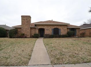 426 Brookfield Dr, Garland, TX