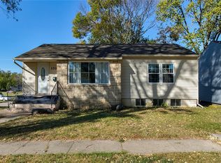 1701 W 3rd St, Perry, IA 50220