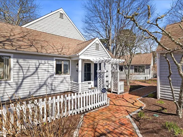 100 Mid-Iron Way UNIT 7027, Mashpee, MA 02649
