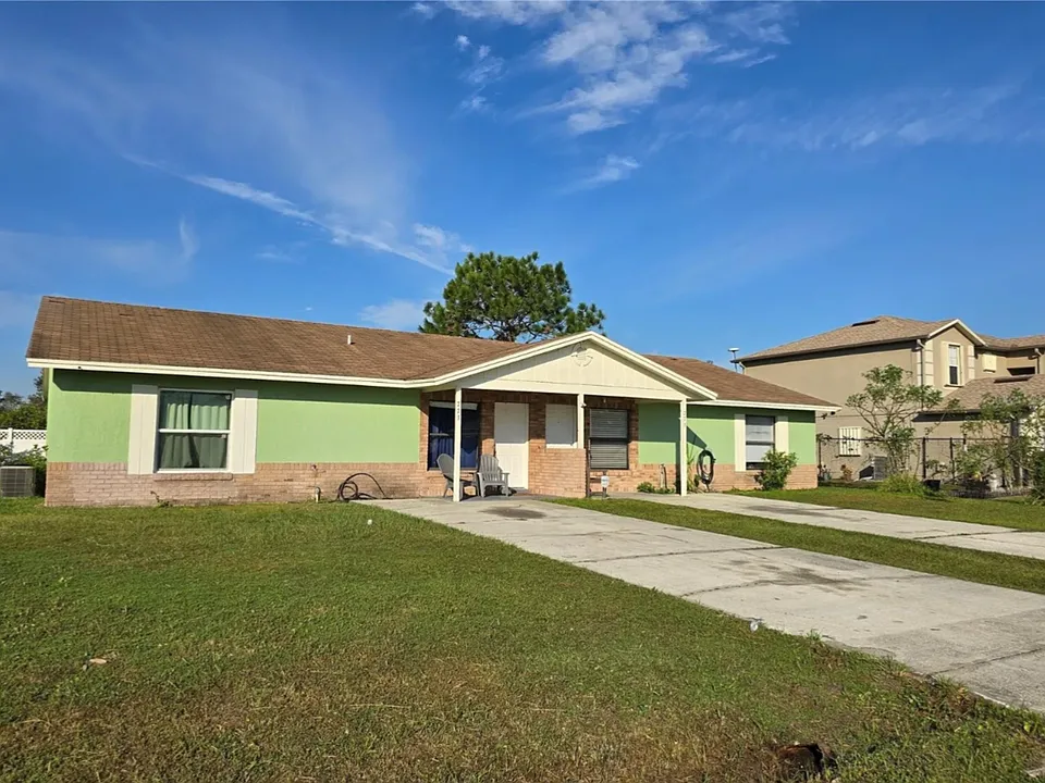 773 Platypus Ct #1