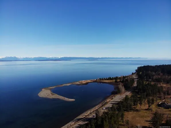 4275 Island Hwy S #Sl-1, Campbell River, BC V9W 1C1