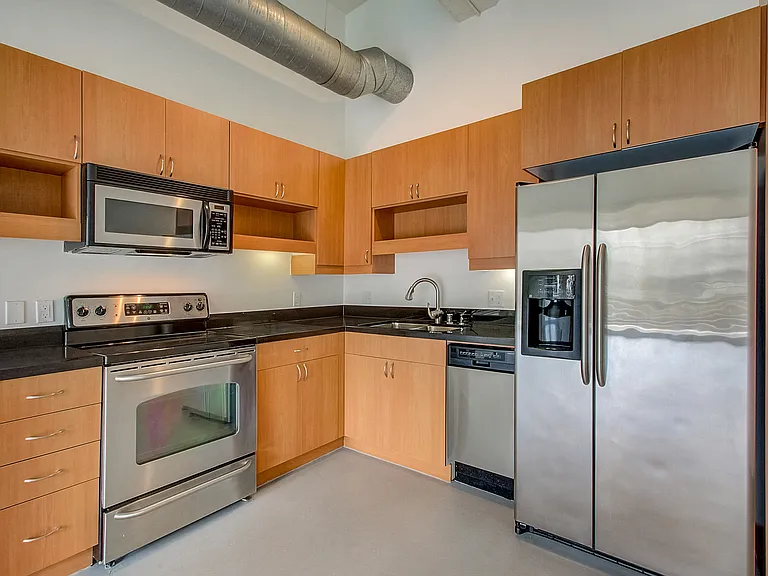 Packard Lofts — Photo 23