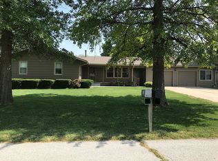 4307 N 8th St, Carter Lake, IA 51510
