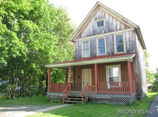 5 Wolf St, Dolgeville, NY 13329
