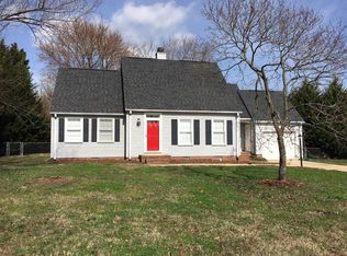 103 Foxbriar Ct, Simpsonville, SC 29681
