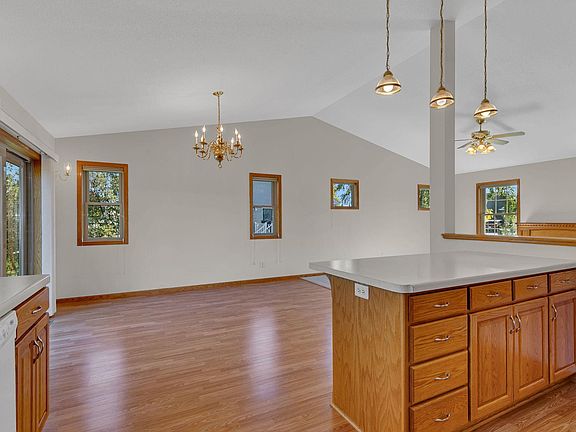 5th image of 1037 Cory Ln
