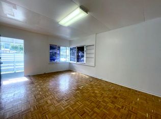 2954 E Manoa Rd, Honolulu, HI 96822