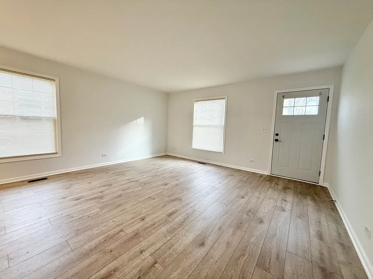 2 bed, 864 sqft, $1,850 — Photo 4
