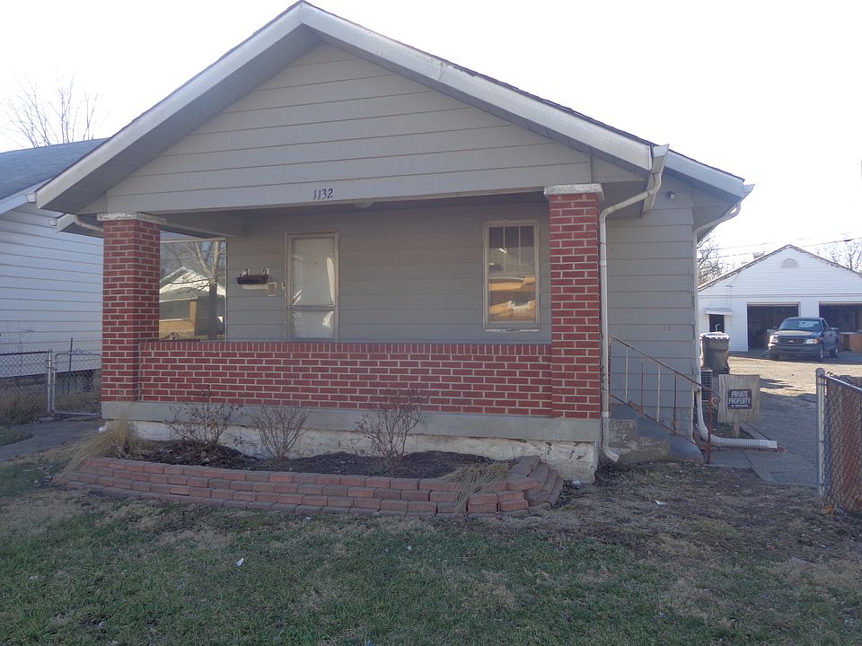 1132 N Tibbs
