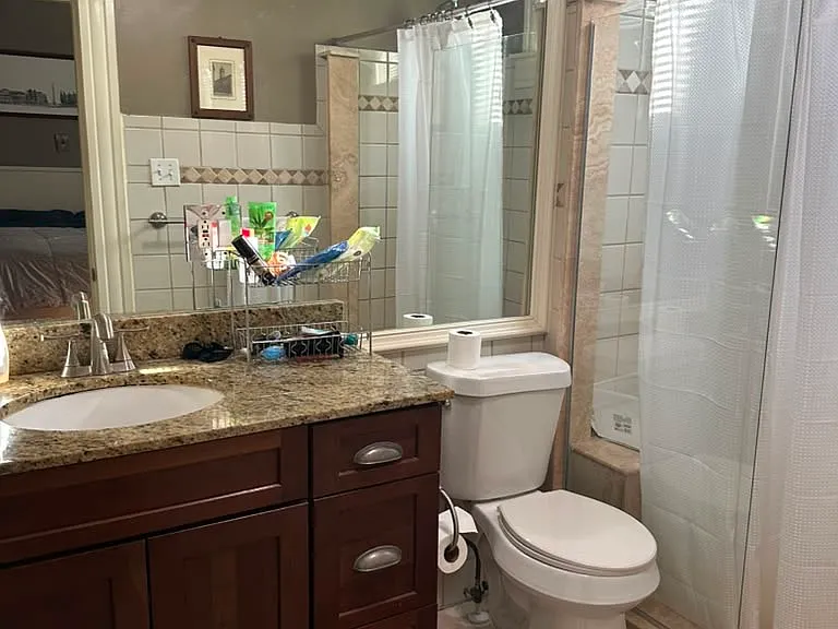 1101 W De Leon St #A — Photo 7